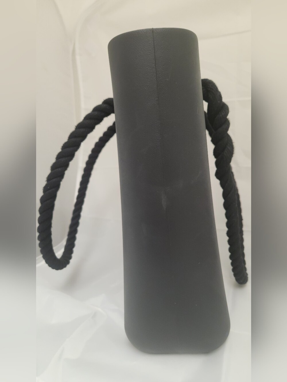 O Bag Black Rope-Handle Tote Bag NWOT - Picture 6 of 8